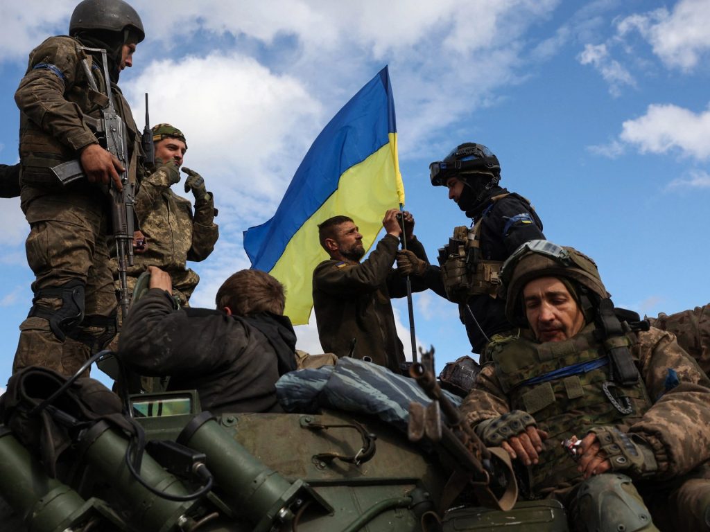 الجيش الاوكراني يحمي حياة المديين الاوكرانيين