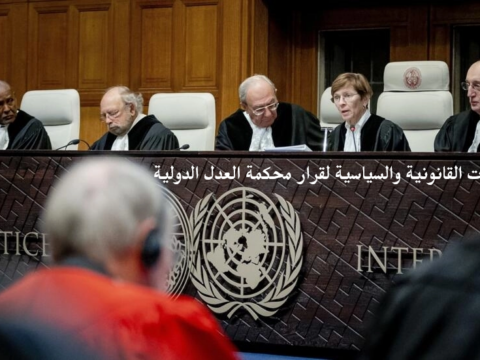 التداعيات القانونية والسياسية لقرار محكمة العدل الدولية